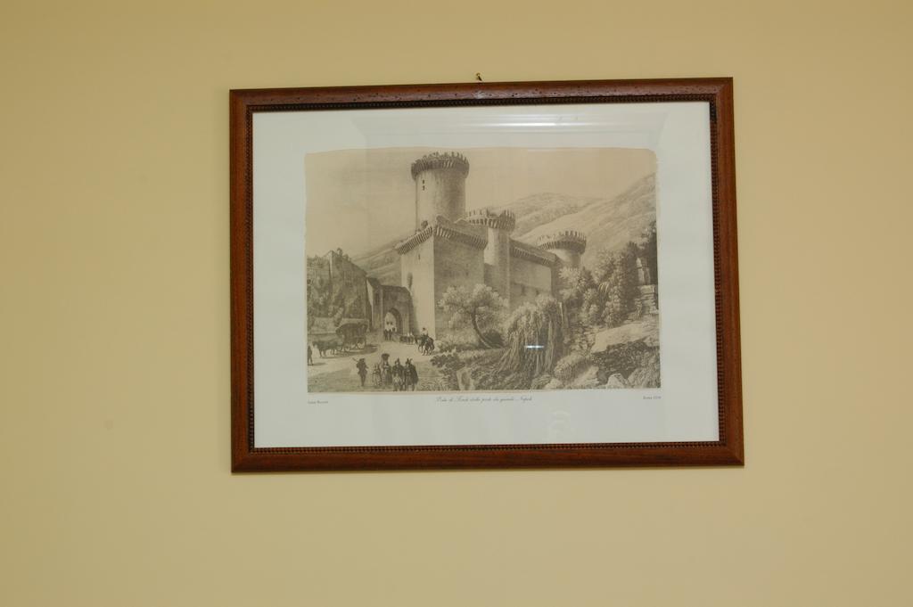 L'Antipapa Hotel Фонди Стая снимка